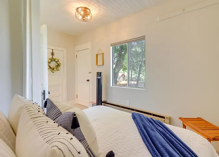 Historic 3 Blocks To Whiskey Row And Downtown Holiday home Prescott